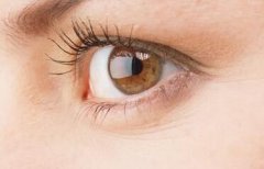 調(diào)節(jié)魚(yú)尾紋的方法是什么？