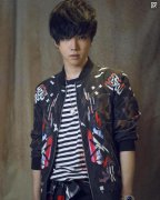 華晨宇整容前后照片 華晨宇做了下頜角整形？