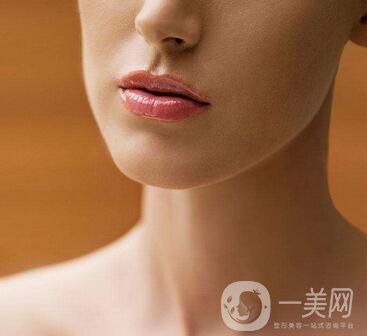 墊下巴什么材料好？哪種材料比較好？