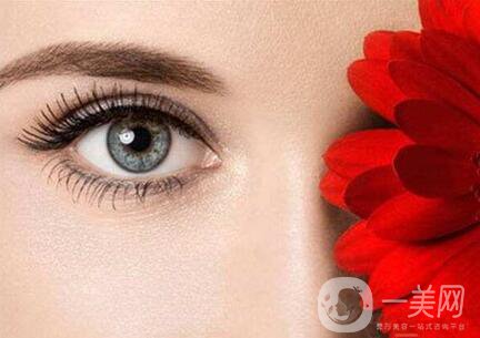 北京割雙眼皮手術(shù)多少錢？價格是多少？