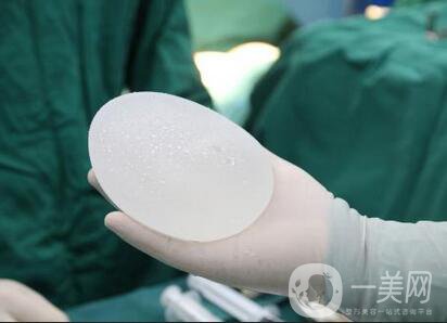 假體隆胸有哪些材料 假體有什么危害 