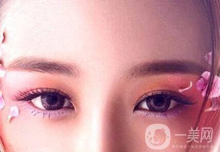 做完雙眼皮怎么消腫快？