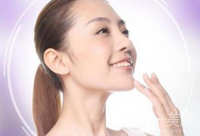 深圳自體脂肪墊下巴價(jià)格總共需要多少錢