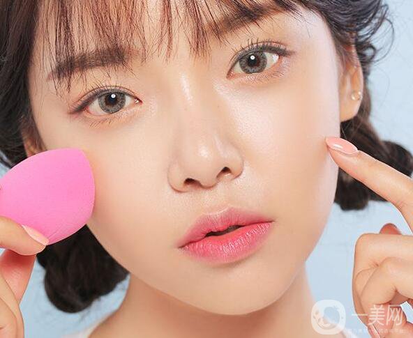 自體脂肪填充臉頰貴嗎