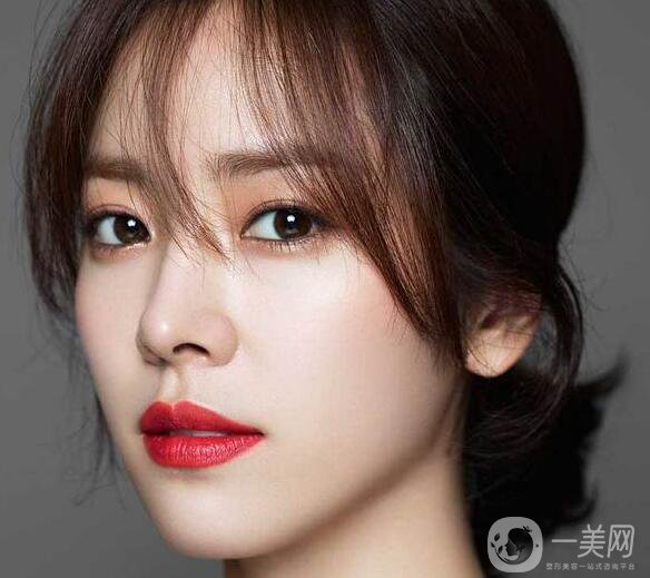 耳軟骨隆鼻手術(shù)要多少錢？