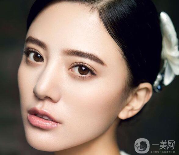 鼻翼縮小手術(shù)費(fèi)用是多少呢 貴嗎？