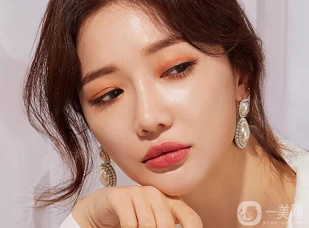 埋線雙眼皮貴嗎？