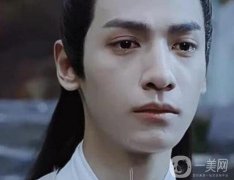 羅云熙成為韓國整形界范本？韓國也開始流行雙眼皮啦~