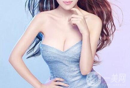 假體隆胸的恢復(fù)時(shí)間是多久？