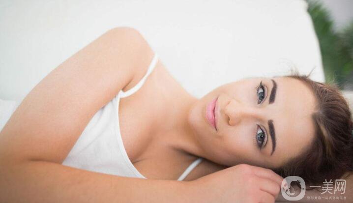 吸脂瘦臉手術(shù)大概多少錢(qián) 吸脂瘦臉有風(fēng)險(xiǎn)嗎