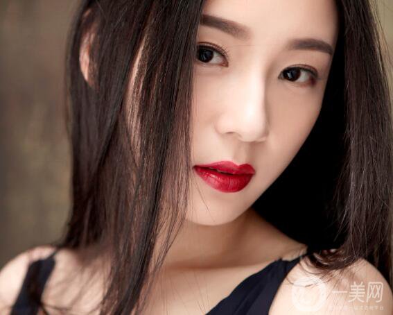 切開雙眼皮和非切開雙眼皮有哪些區(qū)別