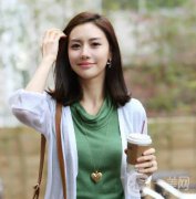 為什么人們要做雙眼皮手術(shù)？