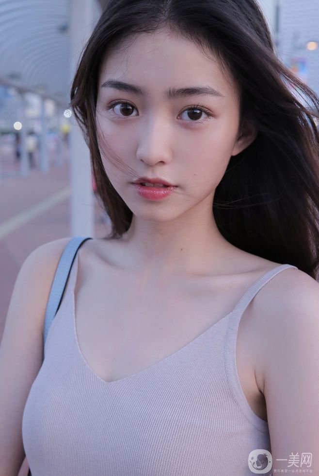 面部不對稱會隨年齡增加而增加