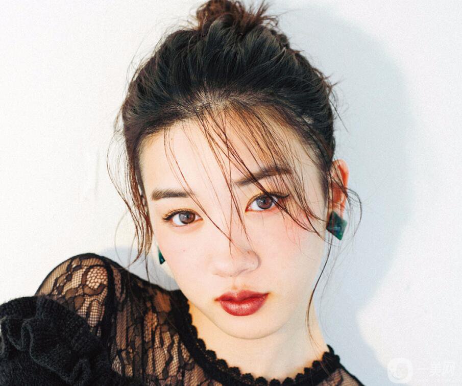 深圳雙下巴吸脂價(jià)格,雙下巴吸脂多久恢復(fù)