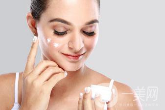 整形外科醫(yī)生給你的的護(hù)膚建議