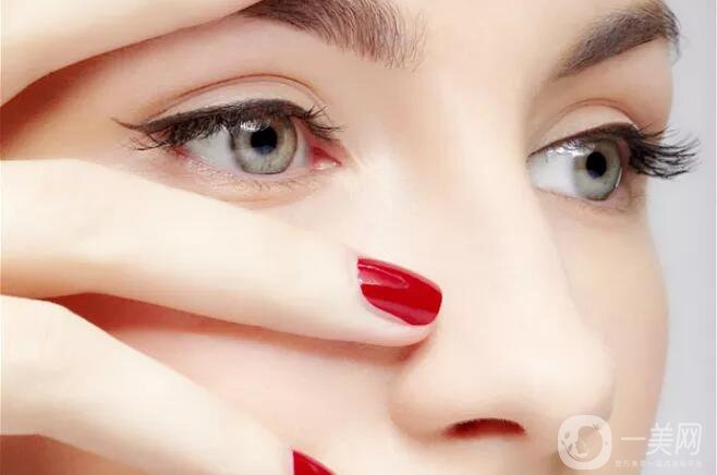 手術(shù)祛眼袋貴嗎 祛眼袋的手術(shù)方式有哪些