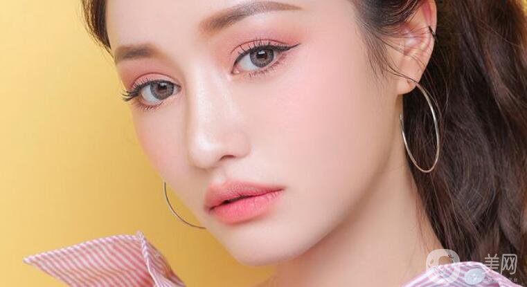 硅膠隆鼻*果究竟如何 好不好？