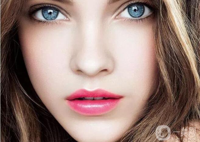 玻尿酸豐唇用小分子嗎 玻尿酸的作用有哪些