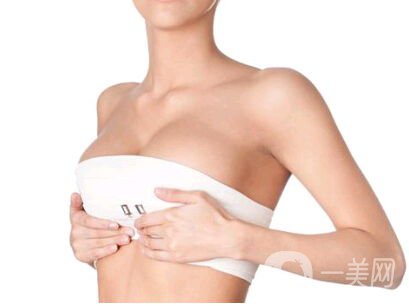 假體隆胸術(shù)后怎樣按摩?