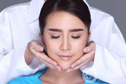 下巴打什么玻尿酸好？哪個品牌比較好？