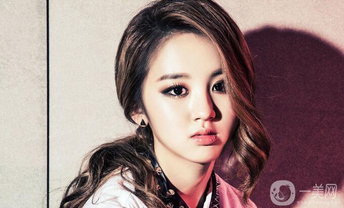 關(guān)于下巴吸脂術(shù)你需要知道的