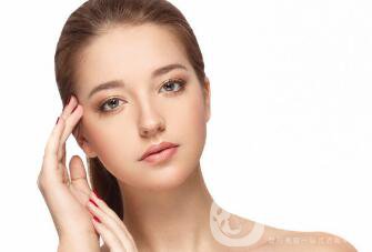 修復(fù)雙眼皮恢復(fù)快嗎？要多久？