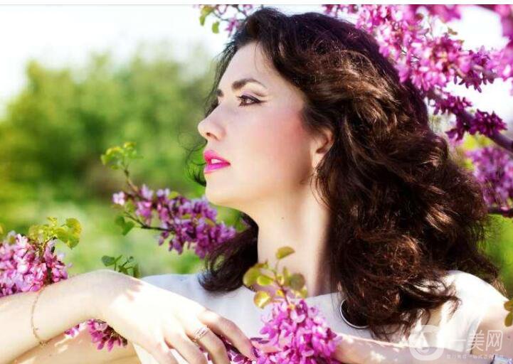 眼部**果自然嗎