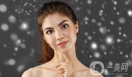 隆鼻手術(shù)的必要性和可能存在的風(fēng)險