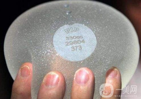 娜高假體豐胸價格是多少?包括哪些費用大致區(qū)間是多少?