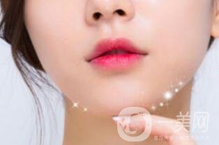 硅膠墊下巴排異癥狀有哪些？怎樣才知道排異了？