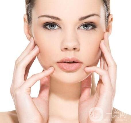 自體脂肪填充臉部會(huì)痛嗎?風(fēng)險(xiǎn)有哪些?