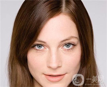 假體隆鼻醫(yī)院？正規(guī)醫(yī)院價(jià)格貴嗎？