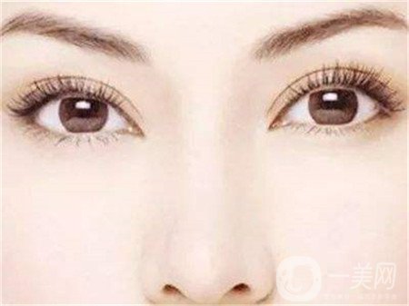 膨體材料隆鼻會透光嗎？術(shù)后*果自然嗎？