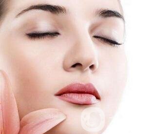 固體硅膠隆鼻好不好？有危害嗎？