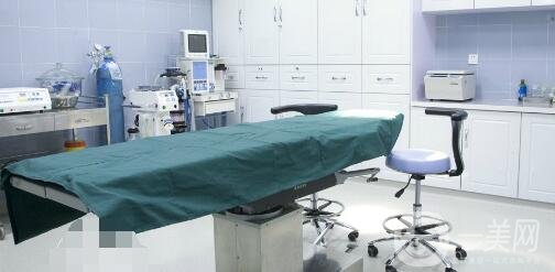 沈陽(yáng)孟強(qiáng)整形醫(yī)院價(jià)格表，附醫(yī)院簡(jiǎn)介