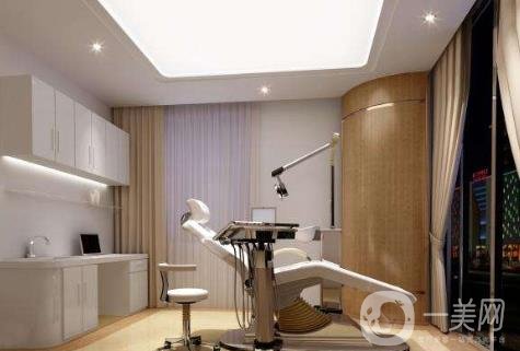 深圳富華美容醫(yī)院去眼袋多少錢？附價(jià)格表收費(fèi)詳情一覽