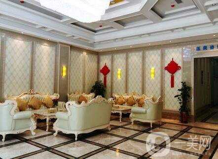 襄陽悅美整形醫(yī)院割雙眼皮怎么樣？附眼部整形價(jià)格表