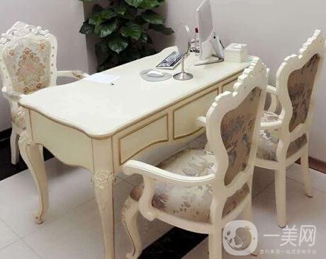 成都達(dá)拉斯割雙眼皮多少錢？眼部整形價(jià)格表2020明細(xì)