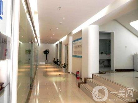 鄭州梨花雨醫(yī)療美容價(jià)格表