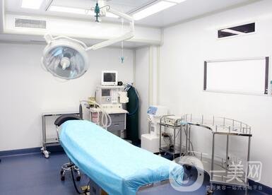 丹東詩莉花美容院做雙眼皮怎么樣？價格表及醫(yī)院口碑一覽