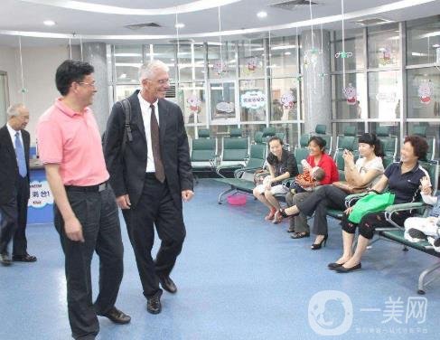 南華大學(xué)附屬第二醫(yī)院醫(yī)療美容科價格表整形費(fèi)用明細(xì)一覽