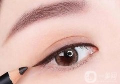 紋的眼線怎么洗掉？