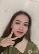 拉皮手術(shù)過(guò)程中因?yàn)槭谴蛄寺樗?，所以沒(méi)有感覺(jué)特別的疼痛，做完的時(shí)候感覺(jué)皮