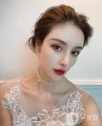 才發(fā)現(xiàn)我的毛囊已經(jīng)完全壞死，也只能通過(guò)植發(fā)來(lái)進(jìn)行解決了