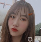 做完熱瑪吉已經(jīng)有兩個(gè)月的時(shí)間了，皮膚越來(lái)越緊致，越來(lái)越嫌小了