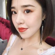 其實(shí)在當(dāng)下注射玻尿酸是一個(gè)特別常見(jiàn)的美容調(diào)節(jié)，主要是痛苦小，而且恢復(fù)起