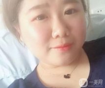 牙齒是人體的重要組成部分，整潔潔白可以提升人的整體體質(zhì)，讓微笑時(shí)更有感