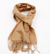 羊毛圍巾扎脖子？原因及解決方法在這里！