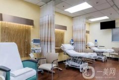 長(zhǎng)沙植發(fā)醫(yī)院哪家好？醫(yī)院排行榜前五！實(shí)力認(rèn)證+口碑出挑+價(jià)格合理~