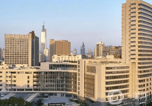 南京植發(fā)三甲醫(yī)院哪家好?人民醫(yī)院、鼓樓醫(yī)院、醫(yī)科大學(xué)附屬醫(yī)院等技術(shù)超穩(wěn)